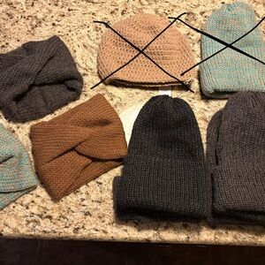 Cozy Knit Beanie Set - Black and Brown